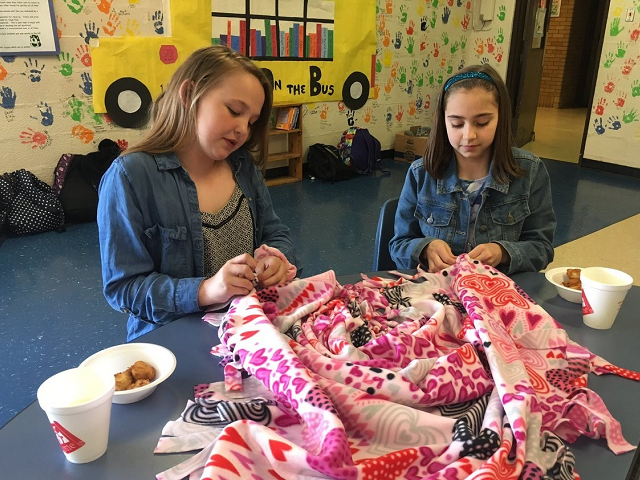 Screen-Free Week participants in Virginia made blankets for pediatric cancer patients.